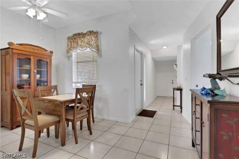 320 Robin Hood Cir 101, Naples FL - photo 22 of 36