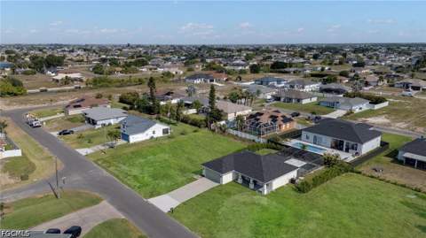 1417 NE 13th St, Cape Coral FL - photo 10 of 41