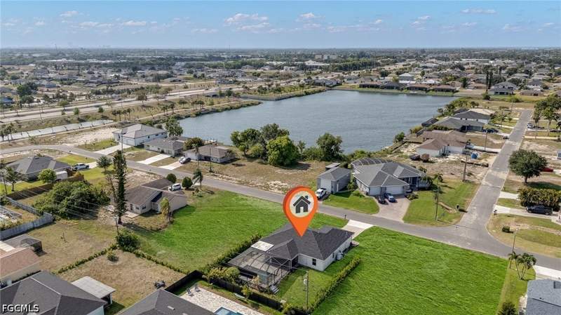 3 bedroom SingleFamilyResidence at 1417 NE 13th St, Cape Coral, Cape Coral — photo 2