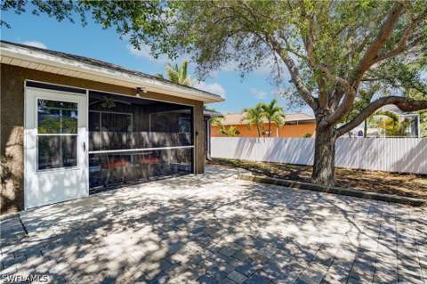 1427 NE Juanita Pl, Cape Coral FL - photo 19 of 28
