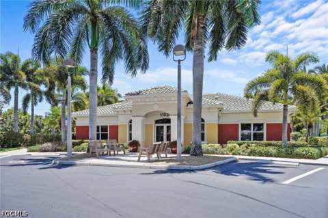 11041 Gulf Reflections Dr 103, Fort Myers FL - photo 22 of 29
