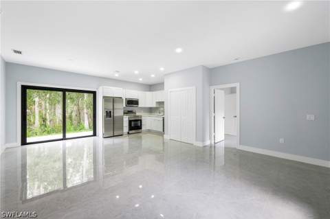 2677 62nd Ave NE, Naples FL - photo 12 of 34