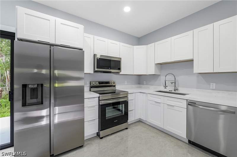3 bedroom SingleFamilyResidence at 2677 62nd Ave NE, Golden Gate Estates, Naples — photo 4