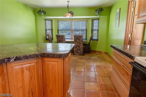 4240 Riverview Rd, Fort Myers FL - photo 14 of 49