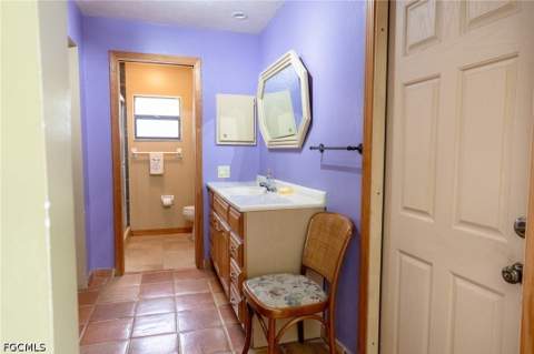 4240 Riverview Rd, Fort Myers FL - photo 19 of 49