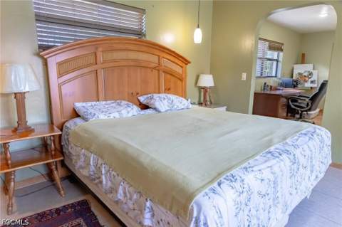 4240 Riverview Rd, Fort Myers FL - photo 24 of 49
