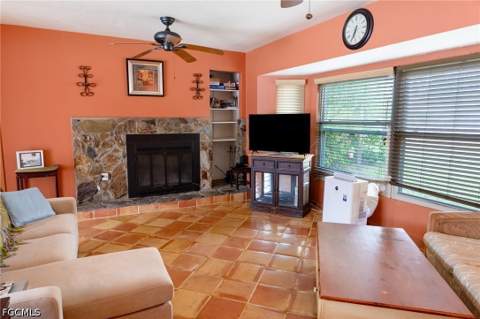 4240 Riverview Rd, Fort Myers FL - photo 7 of 49