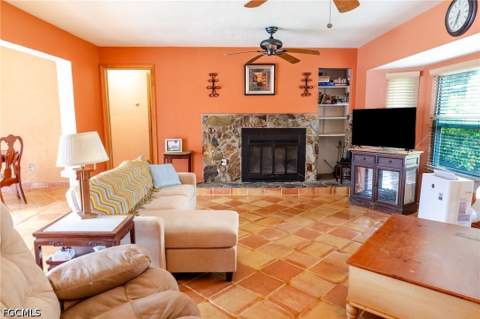 4240 Riverview Rd, Fort Myers FL - photo 8 of 49
