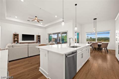 18420 Wildblue Blvd, Fort Myers FL - photo 12 of 48