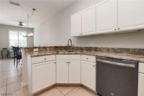 10015 Sky View Way 1605, Fort Myers FL - photo 14 of 50