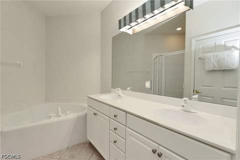 10015 Sky View Way 1605, Fort Myers FL - photo 19 of 50