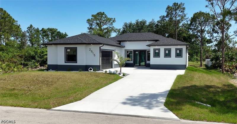 4 bedroom SingleFamilyResidence at 2915 49th St W, Lehigh Acres, Lehigh Acres — photo 2