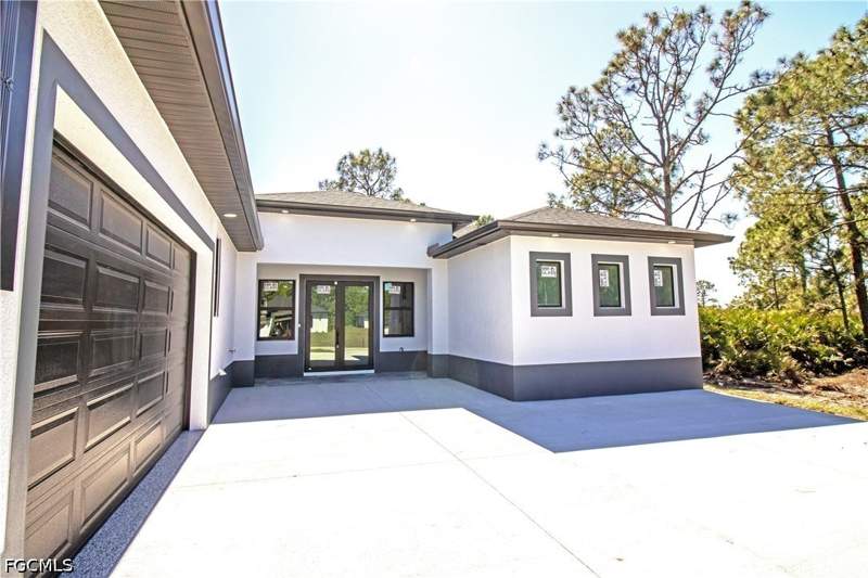 4 bedroom SingleFamilyResidence at 2915 49th St W, Lehigh Acres, Lehigh Acres — photo 5