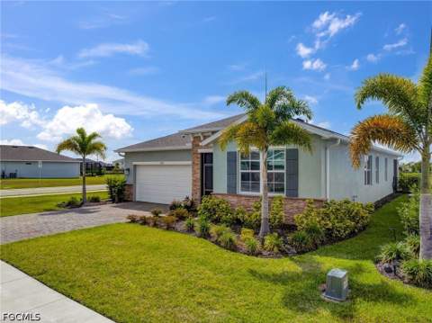 16711 Elkhorn Coral Dr, North Fort Myers FL - photo 7 of 46