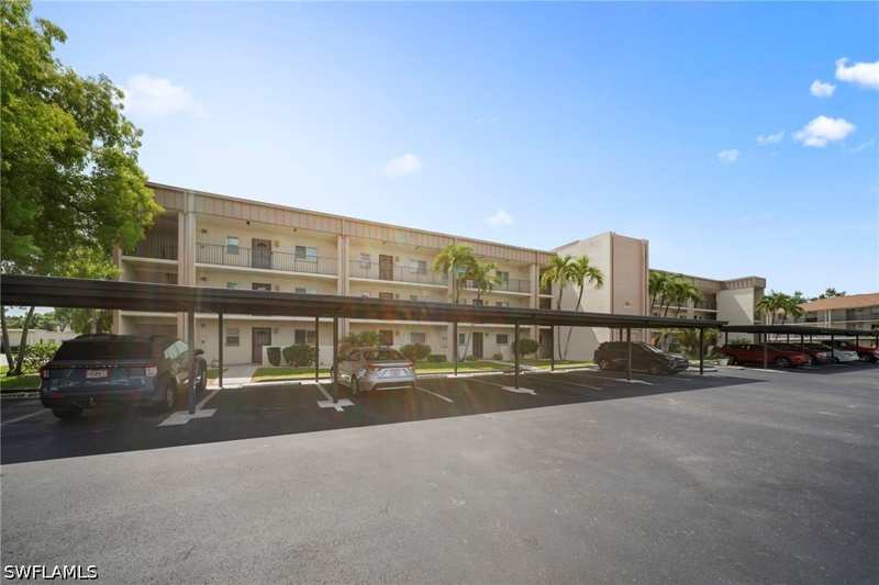 2 bedroom Condominium at 2111 Barkeley Ln 10, Tradewinds, Fort Myers — photo 1