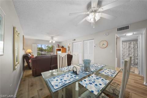 2111 Barkeley Ln 10, Fort Myers FL - photo 6 of 14