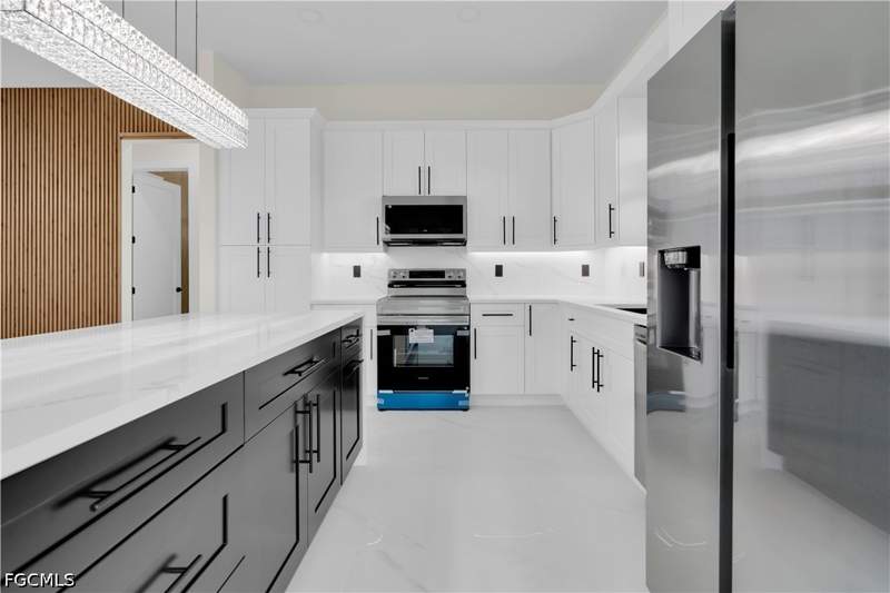4 bedroom SingleFamilyResidence at 537 Paloma Ave, Lehigh Acres, Lehigh Acres — photo 5