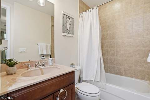4450 Chickee Hut Ct 103, Bonita Springs FL - photo 19 of 32