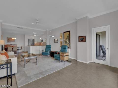 201 Arbor Lake Dr 404, Naples FL - photo 10 of 36