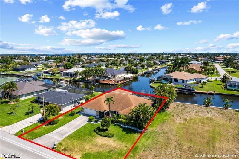 3 bedroom SingleFamilyResidence at 1906 Everest Pkwy, Cape Coral, Cape Coral — photo 1