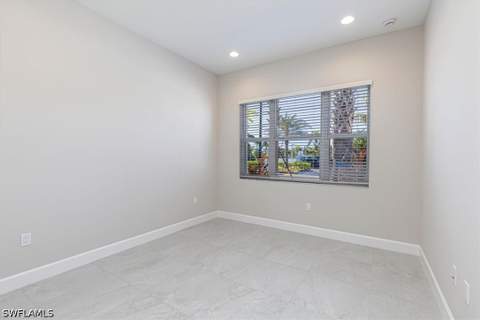 2745 Durham Cir, Naples FL - photo 23 of 33