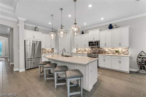 14624 Kelson Cir, Naples FL - photo 7 of 50