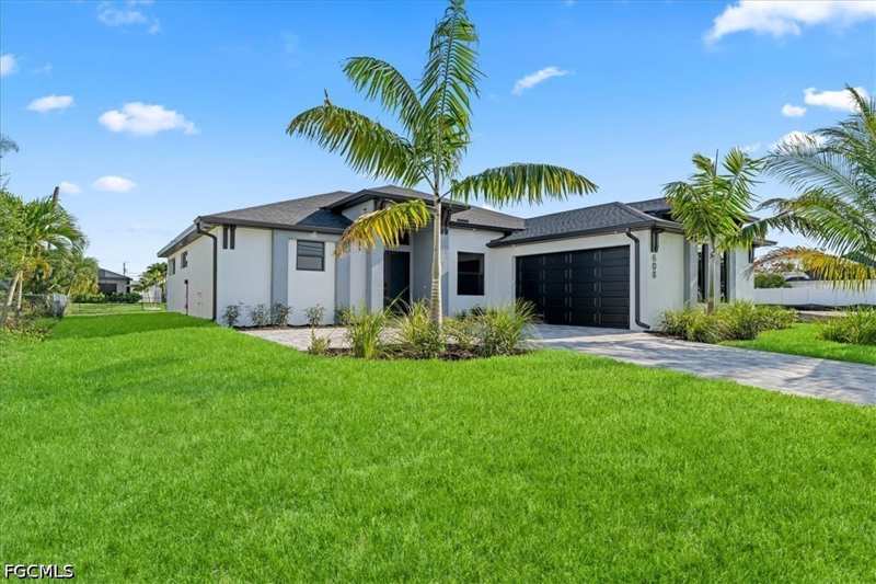 3 bedroom SingleFamilyResidence at 608 SW 20th Ter, Cape Coral, Cape Coral — photo 1