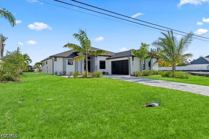 3 bedroom SingleFamilyResidence at 608 SW 20th Ter, Cape Coral, Cape Coral — photo 3