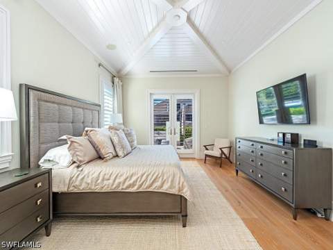 628 21st Ave S, Naples FL - photo 20 of 35