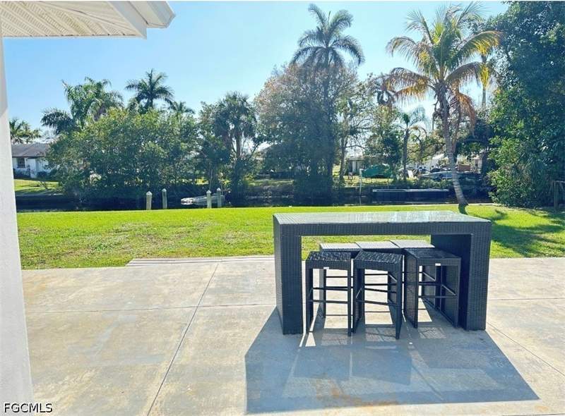 3 bedroom SingleFamilyResidence at 25 Estate Dr, Harbor Estates, North Fort Myers — photo 4