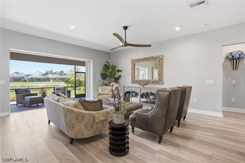 3549 Pilot Cir, Naples FL - photo 7 of 47
