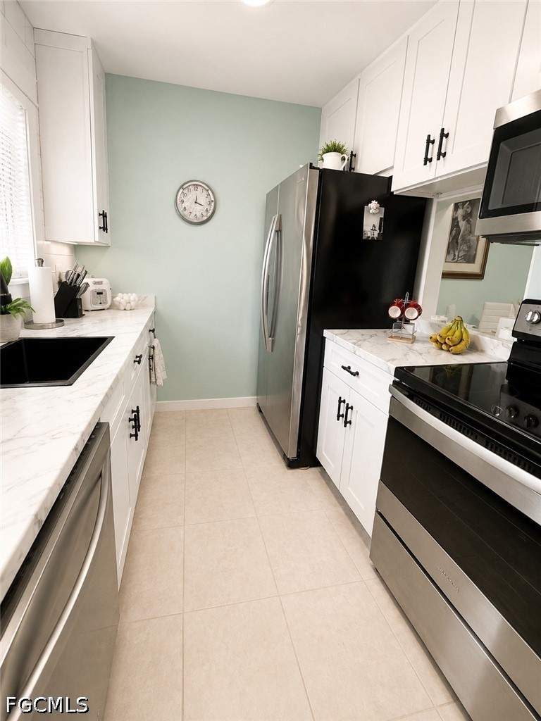 2 bedroom Townhouse at 748 Joel Blvd, Beach Club Colony Condo, Lehigh Acres — photo 3