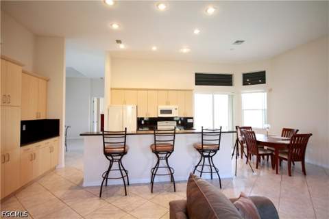 4213 SW 14th Pl, Cape Coral FL - photo 15 of 36
