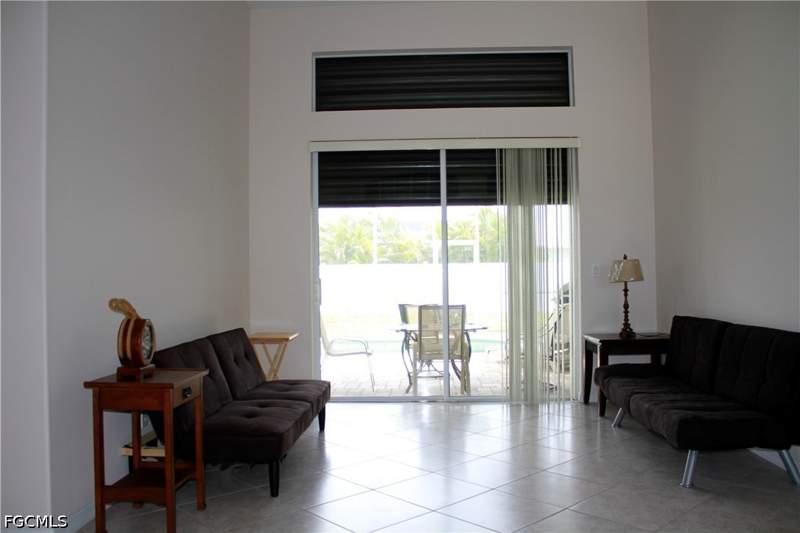 3 bedroom SingleFamilyResidence at 4213 SW 14th Pl, Cape Coral, Cape Coral — photo 4