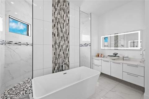 140 SE 16th St, Cape Coral FL - photo 23 of 36