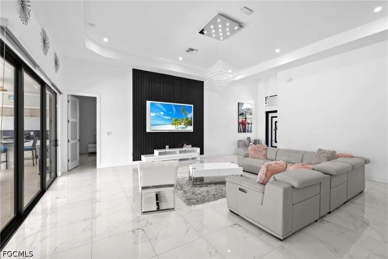 4 bedroom SingleFamilyResidence at 140 SE 16th St, Cape Coral, Cape Coral — photo 5