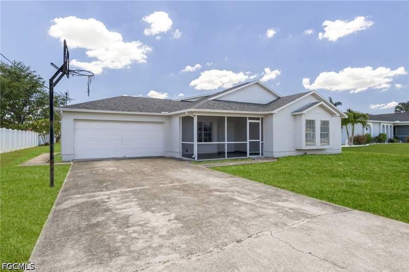 3 bedroom SingleFamilyResidence at 226 SE 6th Ter, Cape Coral, Cape Coral — photo 4