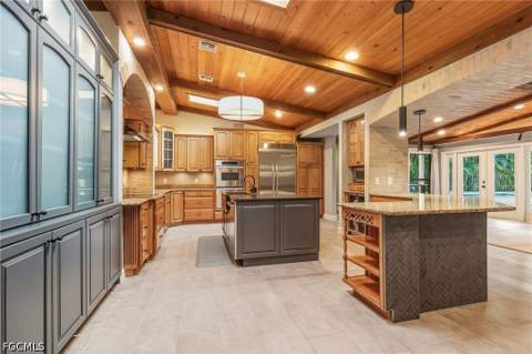 1250 Florida Ave, Fort Myers FL - photo 7 of 36