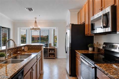 13740 Julias Way 623, Fort Myers FL - photo 12 of 29