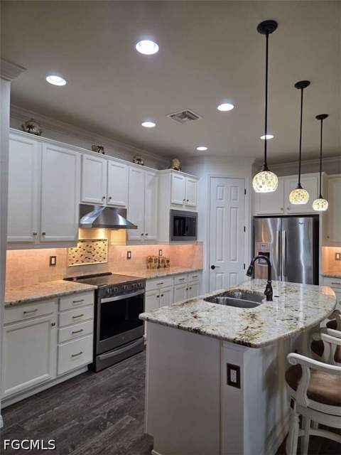 10817 Dennington Rd, Fort Myers FL - photo 11 of 38