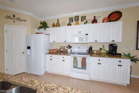 11700 Pasetto Ln 308, Fort Myers FL - photo 8 of 40