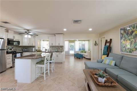 3810 Estero Bay Ln F6, Naples FL - photo 8 of 31