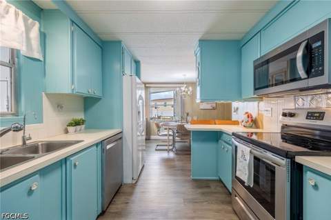 101 Elise Dr, Fort Myers FL - photo 17 of 37