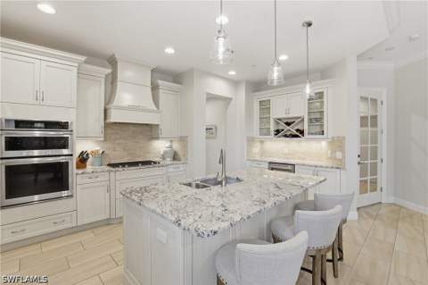 16378 Viansa Way 202, Naples FL - photo 10 of 26