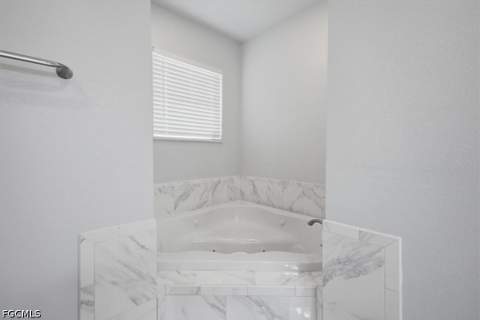 2416 SE 8th Ave, Cape Coral FL - photo 22 of 36