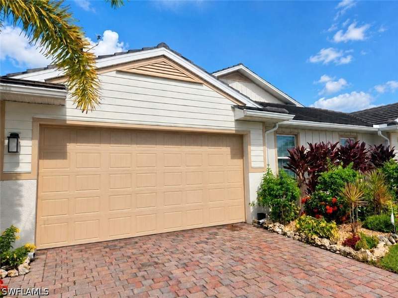 2 bedroom Attached at 1264 Enbrook Loop, Enbrook, Naples — photo 2