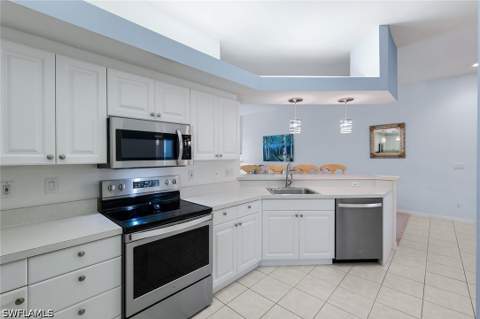 10701 Halfmoon Shoal Rd 203, Bonita Springs FL - photo 7 of 49