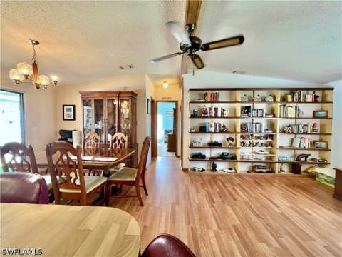 573 Cape Florida Ln, Naples FL - photo 14 of 27