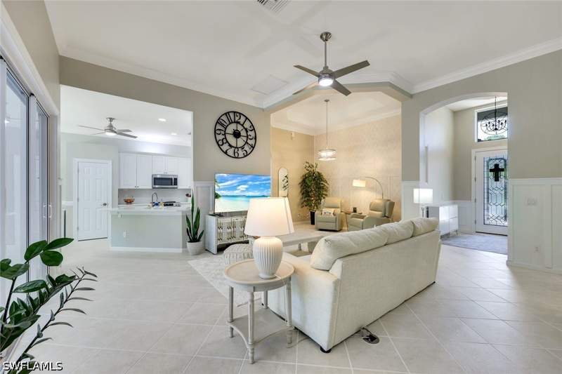 3 bedroom SingleFamilyResidence at 16221 Parque Ln, Delasol, Naples — photo 3