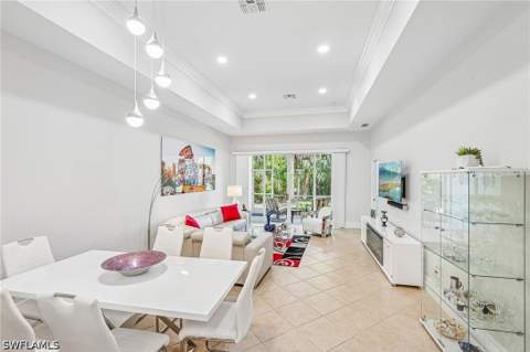 7859 Sanctuary Cir 2, Naples FL - photo 14 of 34